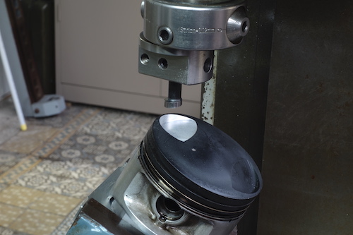 www.etmoteur.fr_media_xt500_images_xt500_piston_lamage_13_petit.jpg