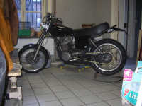 www.etmoteur.fr_medias_photos_motos_xt500_version_2006_petit.jpg